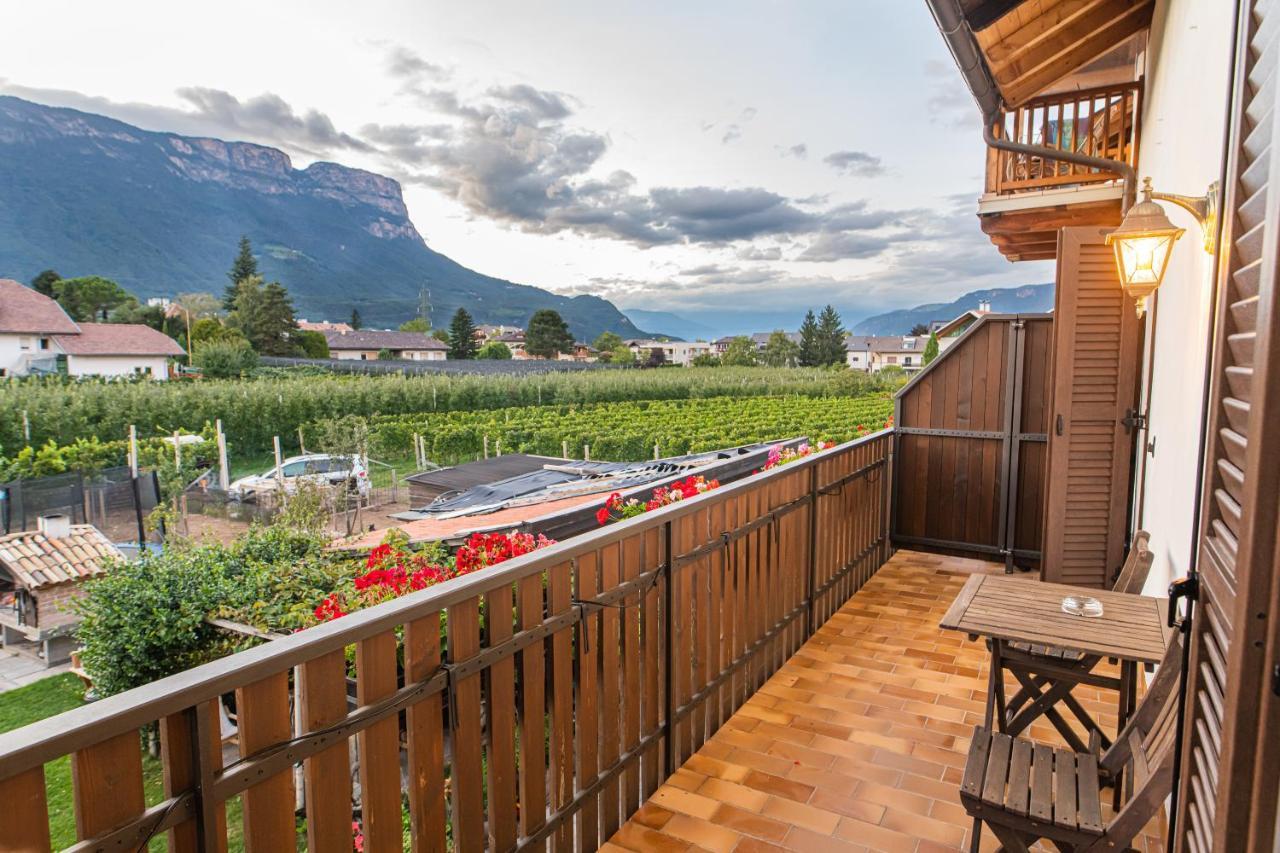 Ferienwohnung Lochererhof Eppan an der Weinstraße Exterior foto