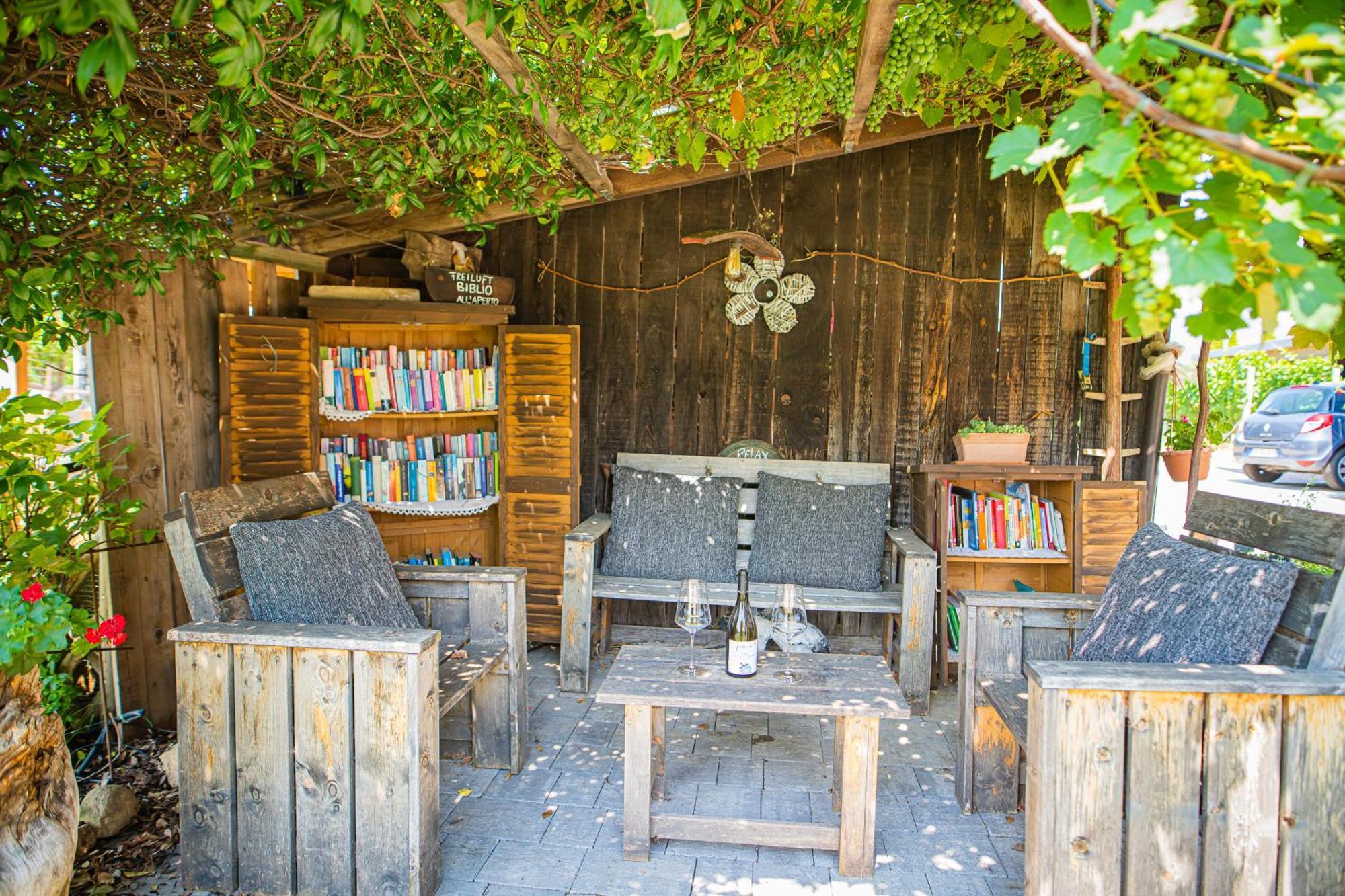 Ferienwohnung Lochererhof Eppan an der Weinstraße Exterior foto